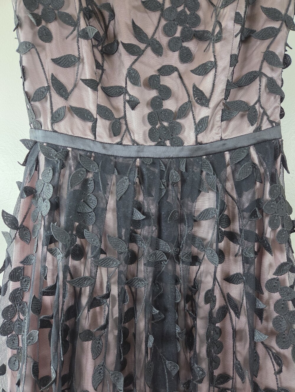 RW&Co Floral Applique Mesh Midi Dress Blush Pink Black Sheer NWT Size 0 Cocktail - Picture 5 of 16